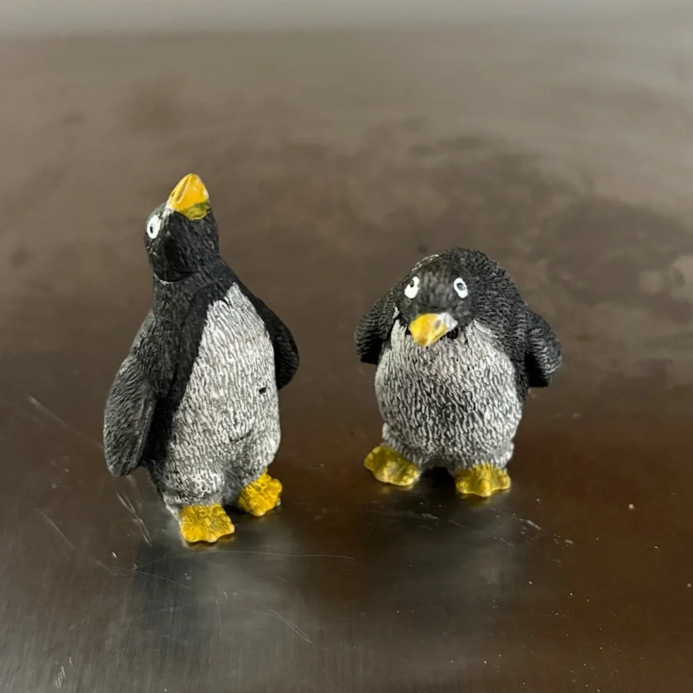 Two Cute Penguin Figurines Small Collectible Animal‎ Toys Yellow Beaks